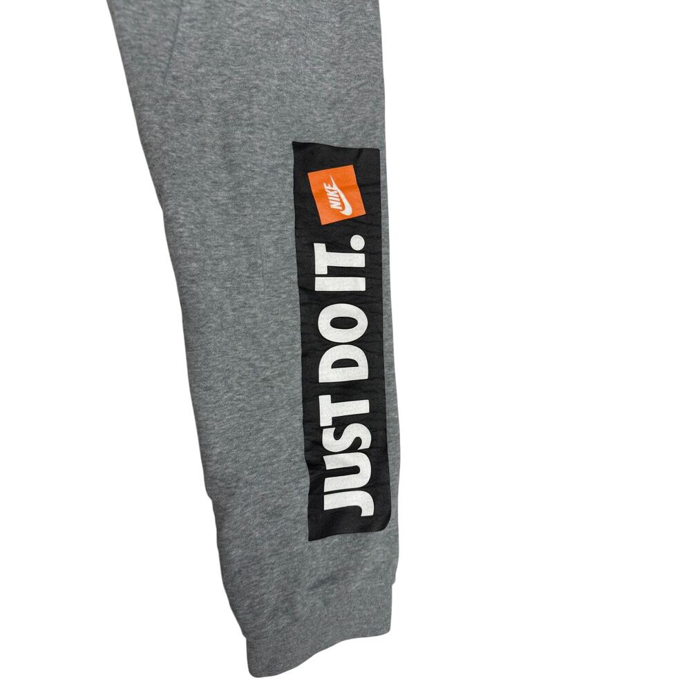 Nike Just Do It Joggers Men’s Medium Gray Fleece Sweatpants Graphic Logo - Picture 2 of 4